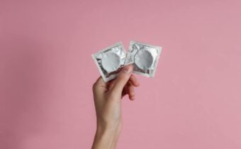 Diferencias entre preservativos masculinos y femeninos: ventajas y usos